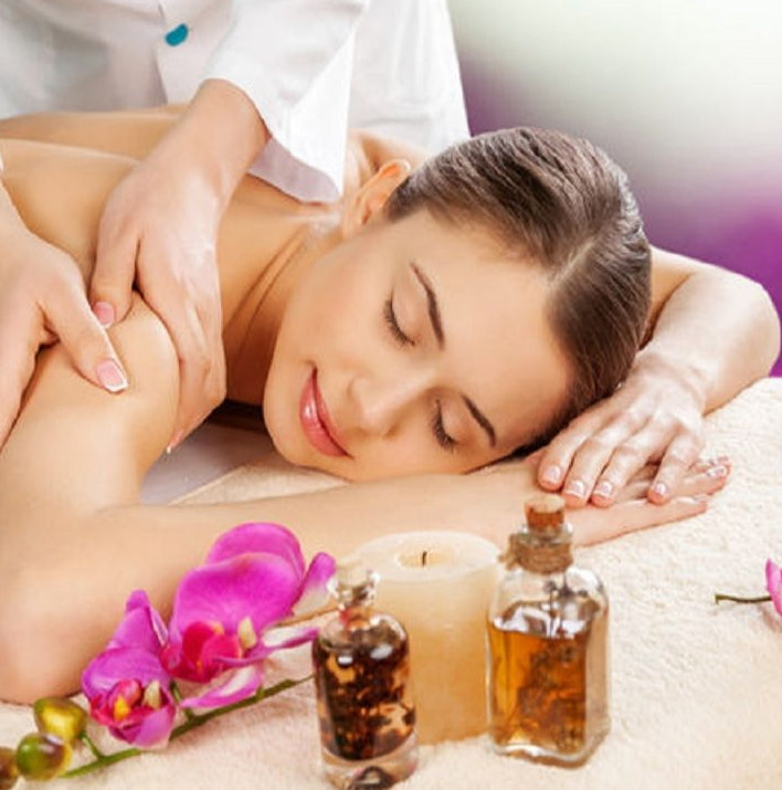 Relaxing beauty and massage treatments in Nerja.
